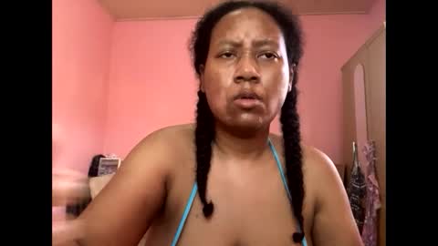 Snapshot of eirondra_valeen chatting on 02-11-26, 10:53 Eirondra Valeen online show from 02-11-26, 10:53