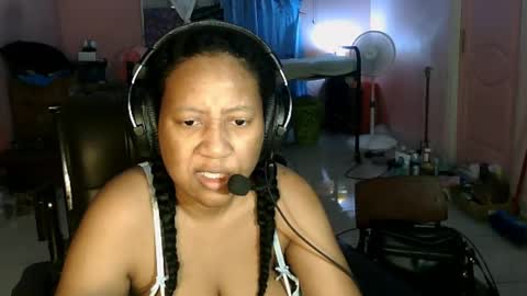 Snapshot of eirondra_valeen chatting on 02-17-26, 05:26 Eirondra Valeen online show from 02-17-26, 05:26