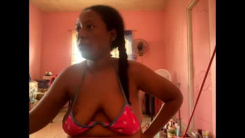 Snapshot of eirondra_valeen chatting on 02-24-26, 12:58 Eirondra Valeen online show from 02-24-26, 12:58