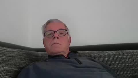 Snapshot of eisbaer1957 chatting on 12-08-24, 08:30 eisbaer1957 online show from 12-08-24, 08:30