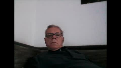 Snapshot of eisbaer1957 chatting on 12-25-24, 08:18 eisbaer1957 online show from 12-25-24, 08:18