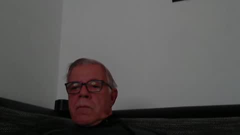 Snapshot of eisbaer1957 chatting on 01-05-25, 08:22 eisbaer1957 online show from 01-05-25, 08:22