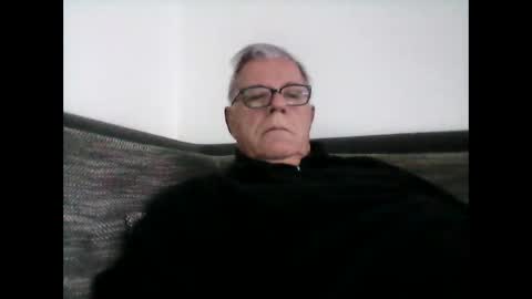 Snapshot of eisbaer1957 chatting on 02-02-25, 08:13 eisbaer1957 online show from 02-02-25, 08:13