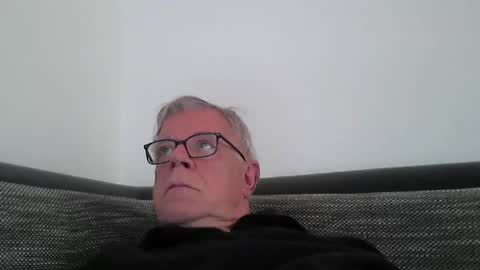 Snapshot of eisbaer1957 chatting on 02-09-25, 09:16 eisbaer1957 online show from 02-09-25, 09:16