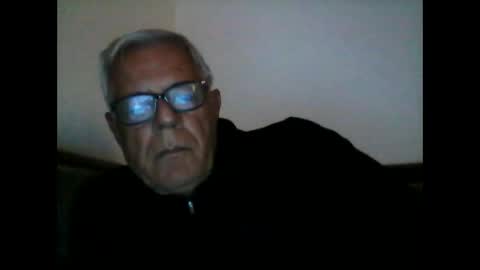 Snapshot of eisbaer1957 chatting on 10-10-25, 08:30 eisbaer1957 online show from 10-10-25, 08:30