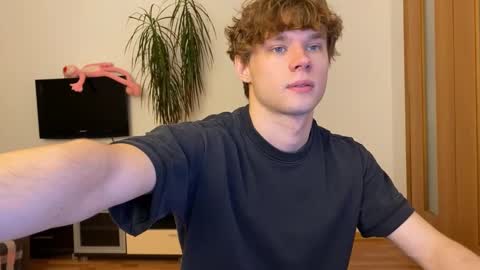 Eitan online show from 02-11-25, 03:18