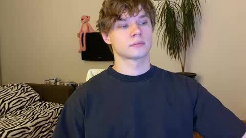 Eitan online show from 02-25-25, 03:27