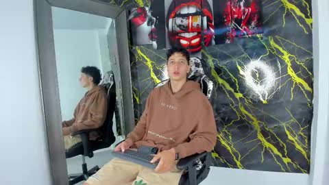 Snapshot of eithan__boy chatting on 03-01-26, 11:45 Eithan online show from 03-01-26, 11:45