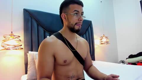 Eithan Connor online show from 03-11-25, 03:23