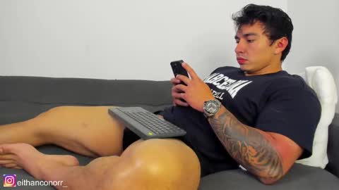 EITHAN CONOR online show from 12-01-25, 03:00