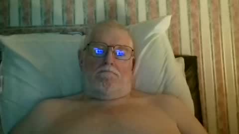 Snapshot of eketman1964 chatting on 11-02-25, 11:18 eketman1964 online show from 11-02-25, 11:18
