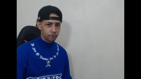 Snapshot of el_menor chatting on 06-22-26, 04:53 Instagram BelowAbajo online show from 06-22-26, 04:53
