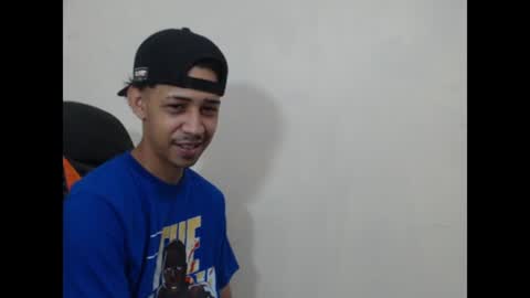 Snapshot of el_menor chatting on 06-24-26, 03:38 Instagram BelowAbajo online show from 06-24-26, 03:38