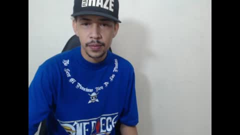 Snapshot of el_menor chatting on 07-12-26, 02:35 Instagram BelowAbajo online show from 07-12-26, 02:35