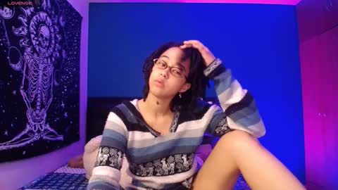 Snapshot of ela_0 chatting on 10-18-25, 09:43 Ela  Help me reach 100 thumbs up online show from 10-18-25, 09:43