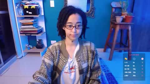 Snapshot of ela_0 chatting on 10-26-25, 07:47 Ela  Help me reach 100 thumbs up online show from 10-26-25, 07:47