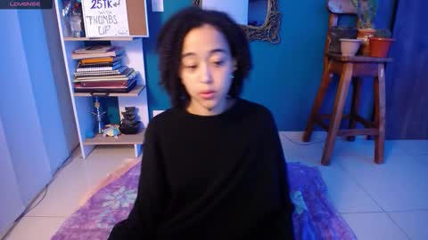 Snapshot of ela_0 chatting on 10-28-25, 07:23 Ela  Help me reach 100 thumbs up online show from 10-28-25, 07:23