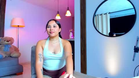 Snapshot of elaine_summer chatting on 07-23-26, 02:31 Elaine Summer online show from 07-23-26, 02:31