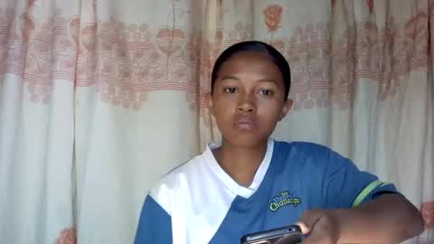 elaliealdy online show from 04-19-26, 07:40