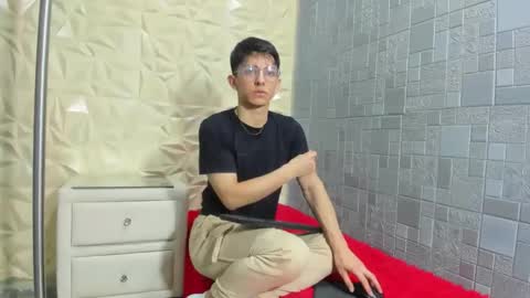 Elan Giralon online show from 02-04-26, 12:27