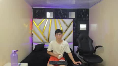 Elan Giralon online show from 02-20-26, 12:18