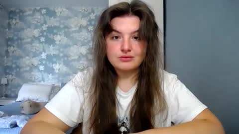 Elanis online show from 04-13-26, 09:59