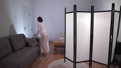 ELA 3 online show from 10-28-25, 06:06