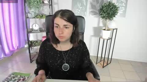 Snapshot of elara_starfall chatting on 06-15-26, 05:09 Marta online show from 06-15-26, 05:09