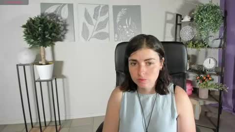 Snapshot of elara_starfall chatting on 07-01-26, 05:31 Marta online show from 07-01-26, 05:31