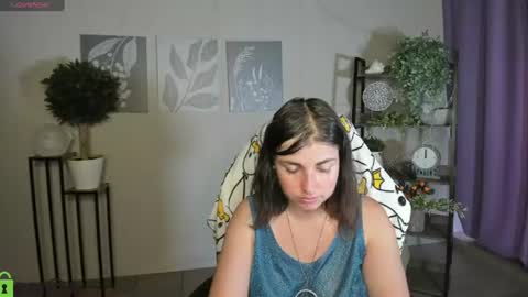 Snapshot of elara_starfall chatting on 07-16-26, 05:13 Marta online show from 07-16-26, 05:13
