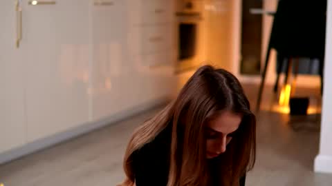 elarashine online show from 03-09-26, 08:24