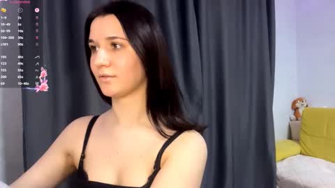 Snapshot of elaravoss chatting on 02-11-26, 04:01 Bella online show from 02-11-26, 04:01