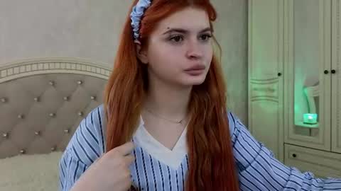 elariscrowe online show from 06-14-26, 07:43