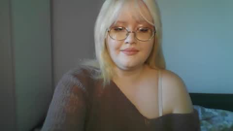 elayne_sweet online show from 05-03-26, 06:08