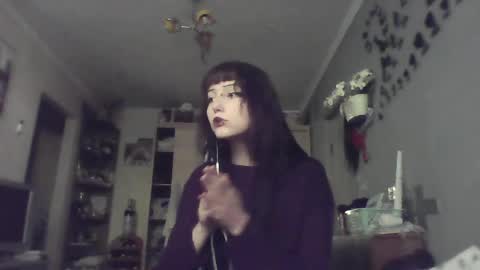 Lia online show from 05-17-26, 04:03