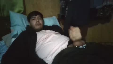 Snapshot of elbizarre96 chatting on 02-18-26, 12:28 elbizarre96 online show from 02-18-26, 12:28