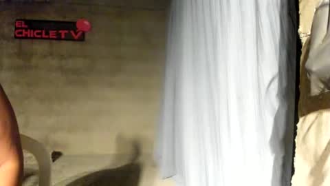 Snapshot of elchicletv chatting on 12-07-24, 12:30 El CHICLE TV - SHOW online show from 12-07-24, 12:30