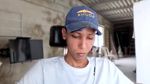 Snapshot of elchicletv chatting on 09-29-25, 06:57 El CHICLE TV - SHOW online show from 09-29-25, 06:57