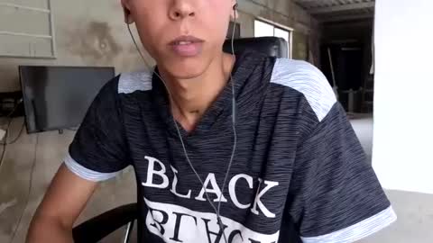 Snapshot of elchicletv chatting on 10-03-25, 06:05 El CHICLE TV - SHOW online show from 10-03-25, 06:05