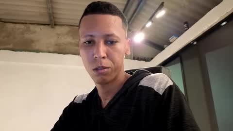 Snapshot of elchicletv chatting on 10-08-25, 01:03 El CHICLE TV - SHOW online show from 10-08-25, 01:03