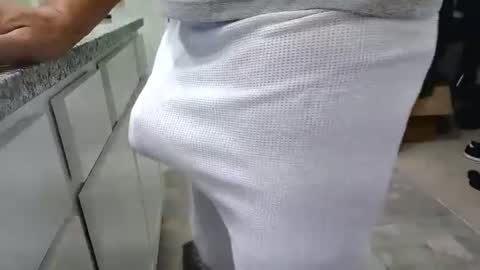 Snapshot of eldongue2024 chatting on 12-16-24, 03:00 eldongue2024 online show from 12-16-24, 03:00