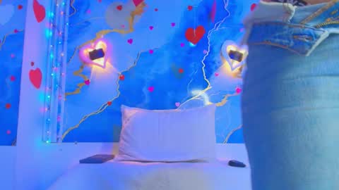 Snapshot of eleanor_rigby5 chatting on 02-07-26, 03:21 Eleanor Rigby online show from 02-07-26, 03:21