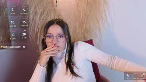 Snapshot of elecktra_sweet chatting on 04-21-26, 01:42 Elecktra online show from 04-21-26, 01:42