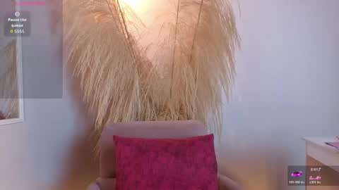 Snapshot of elecktra_sweet chatting on 04-21-26, 07:28 Elecktra online show from 04-21-26, 07:28