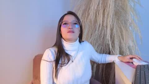 Snapshot of elecktra_sweet chatting on 05-26-26, 07:21 Elecktra online show from 05-26-26, 07:21