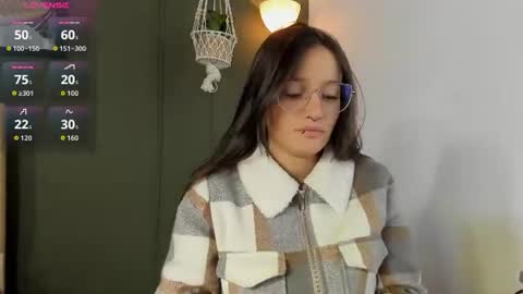 Snapshot of elecktra_sweet chatting on 06-15-26, 12:51 Elecktra online show from 06-15-26, 12:51