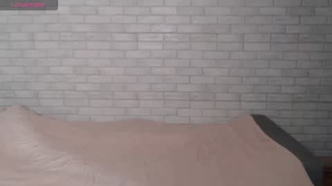 Snapshot of electric_smile chatting on 07-11-26, 11:57 Alex online show from 07-11-26, 11:57