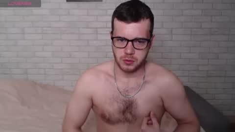 Snapshot of electric_smile chatting on 07-14-26, 03:00 Alex online show from 07-14-26, 03:00