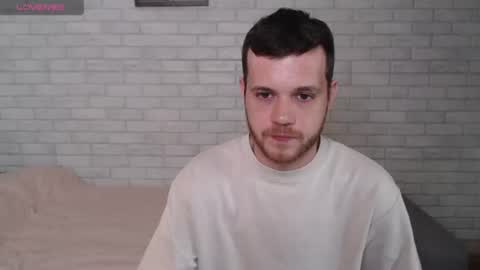 Snapshot of electric_smile chatting on 07-20-26, 10:39 Alex online show from 07-20-26, 10:39