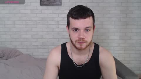 Snapshot of electric_smile chatting on 07-29-26, 08:34 Alex online show from 07-29-26, 08:34